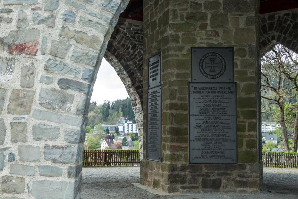 Hotel AM Fang Bad Laasphe Bagian luar foto
